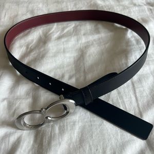 Coach black belt with logo buckle